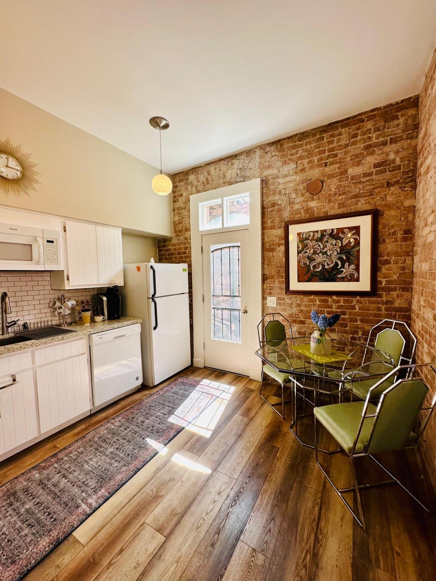 Bisbee Brownstone Suites 외부 사진